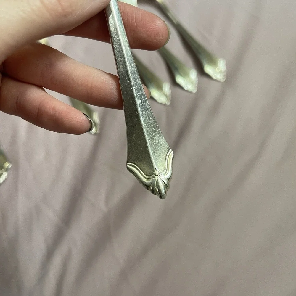 Vintage 6 Oneida Heirloom Community Belcourt Silverplate‎ Dinner Forks Set